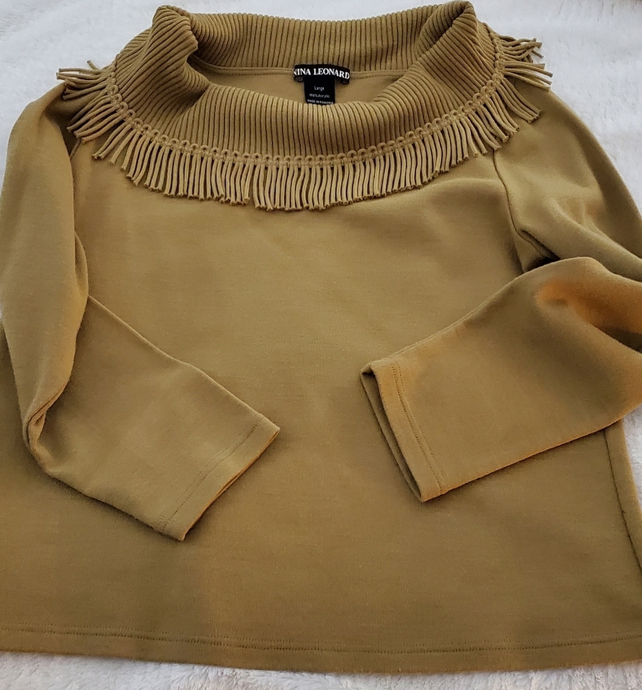 Nina Leonard Sweater fringes neck  Size L